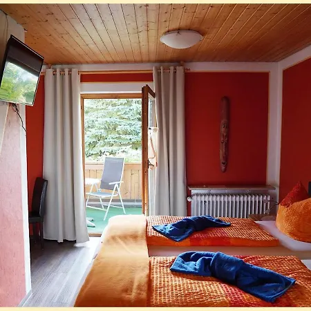 Gastehaus Claudia Hotel *