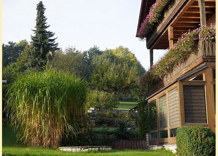 Gastehaus Claudia Hotel Bad Abbach